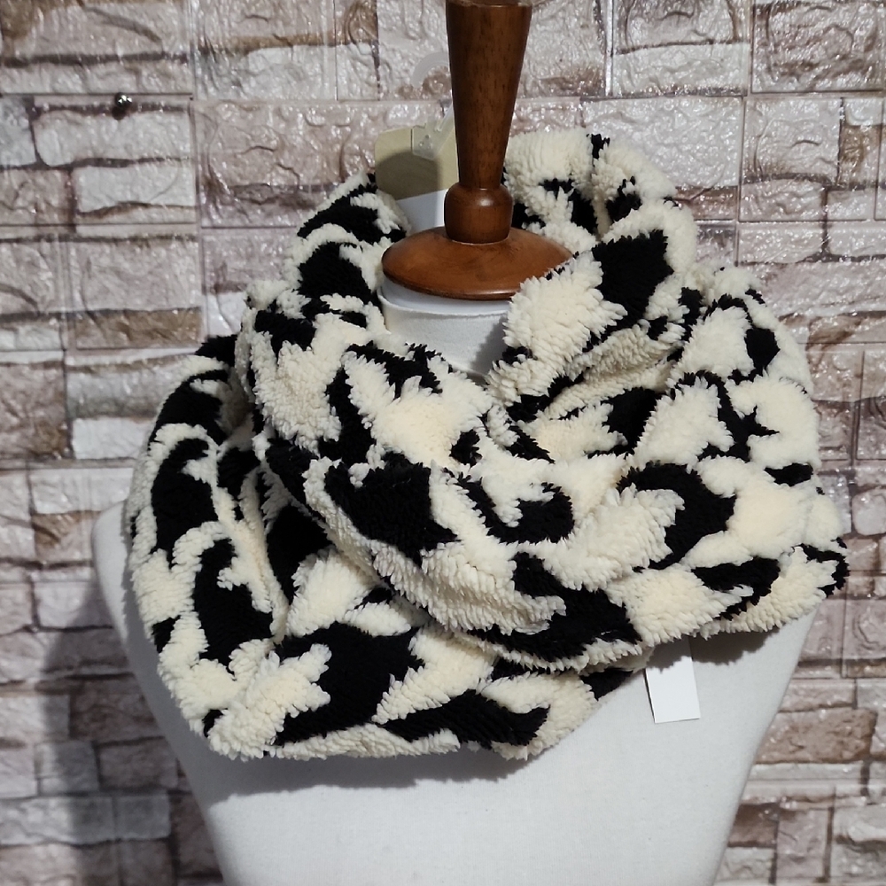Natural Reflection Black & Cream Plush Infinity Scarf -  Cozy Winter